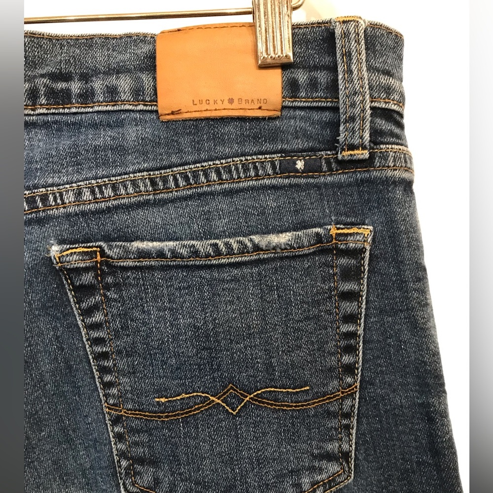 Lucky brand jeans Siena cigarette style size 10/30